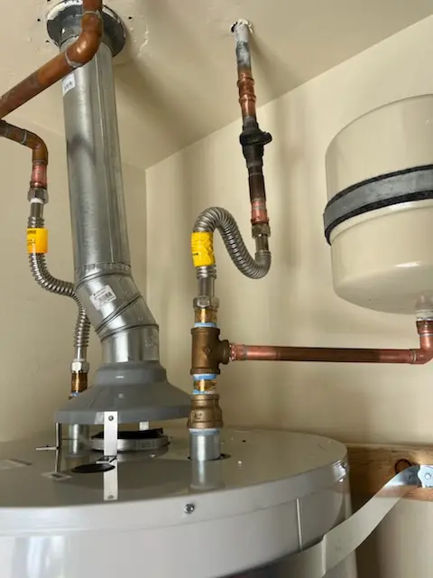 Water heater installation and plumbing repair in Potomac Falls